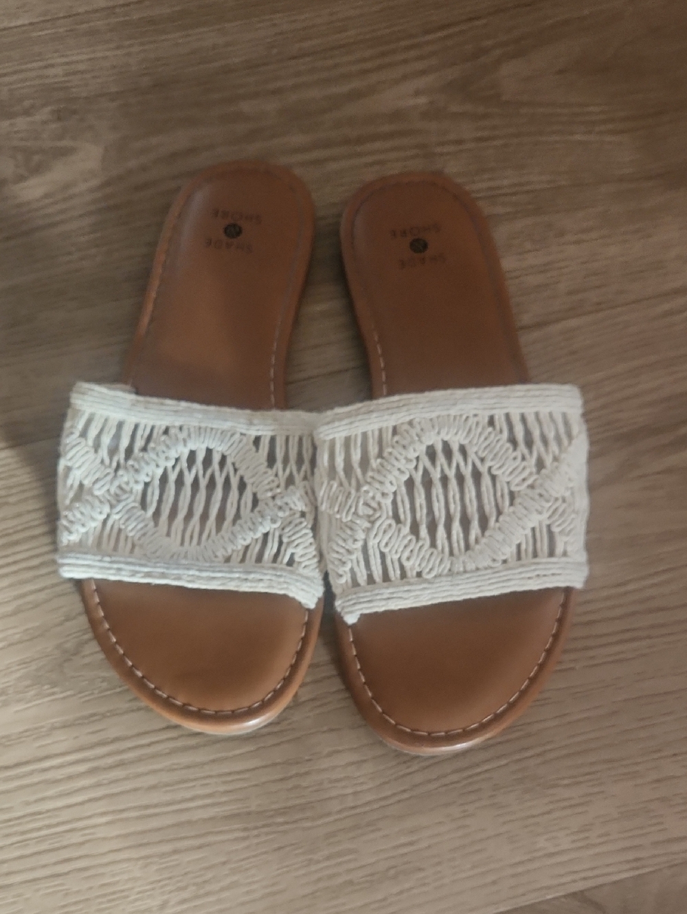 Shade And Shore Women Sandals